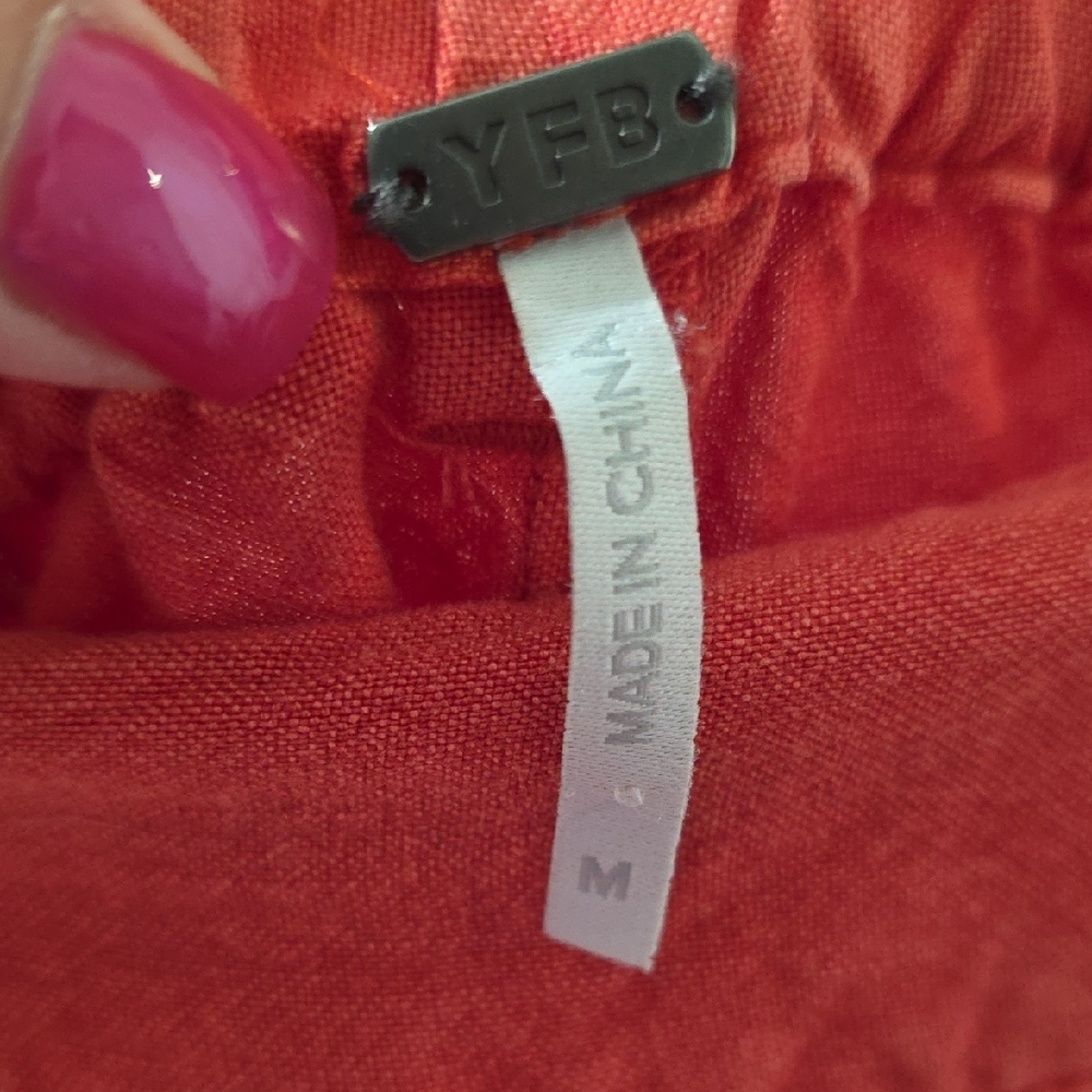 Women’s Wide Leg Cargo Pants in Coral Red - Picture 2 of 7